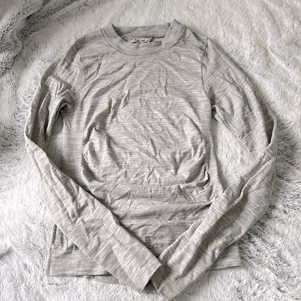 Athleta momentum rouched long sleeve top